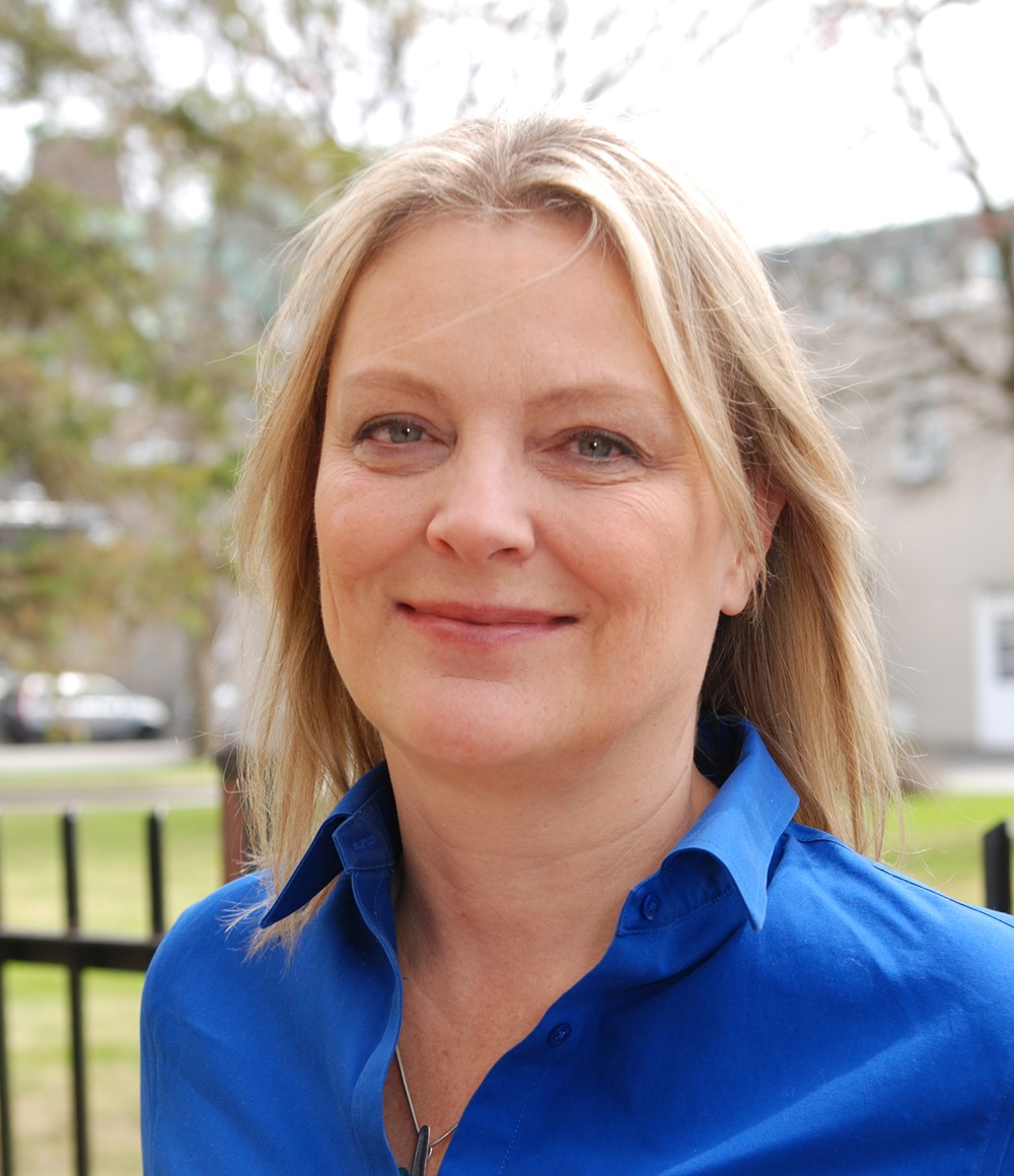 Headshot of Annette Leibing