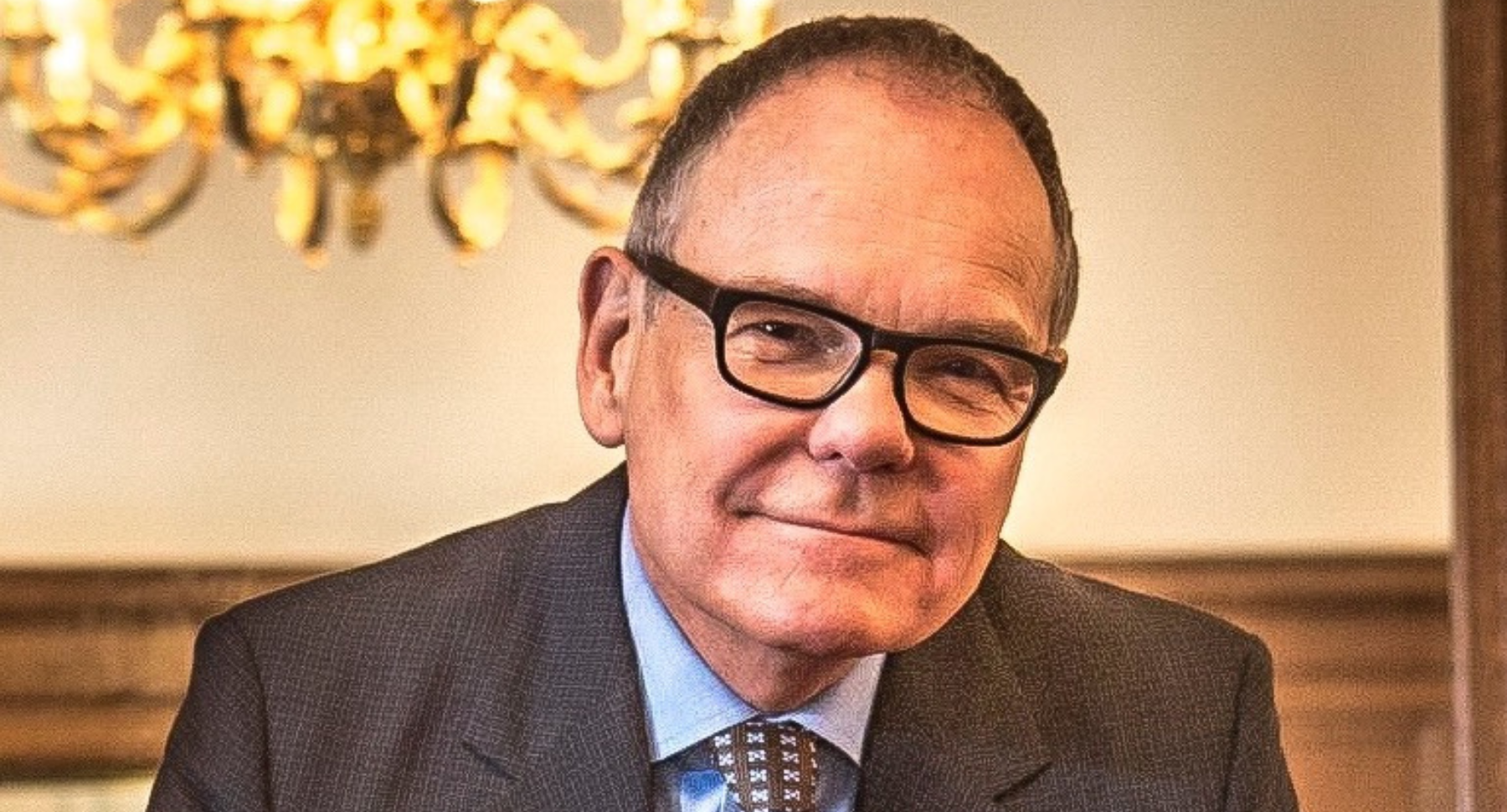 Headshot of Don Tapscott