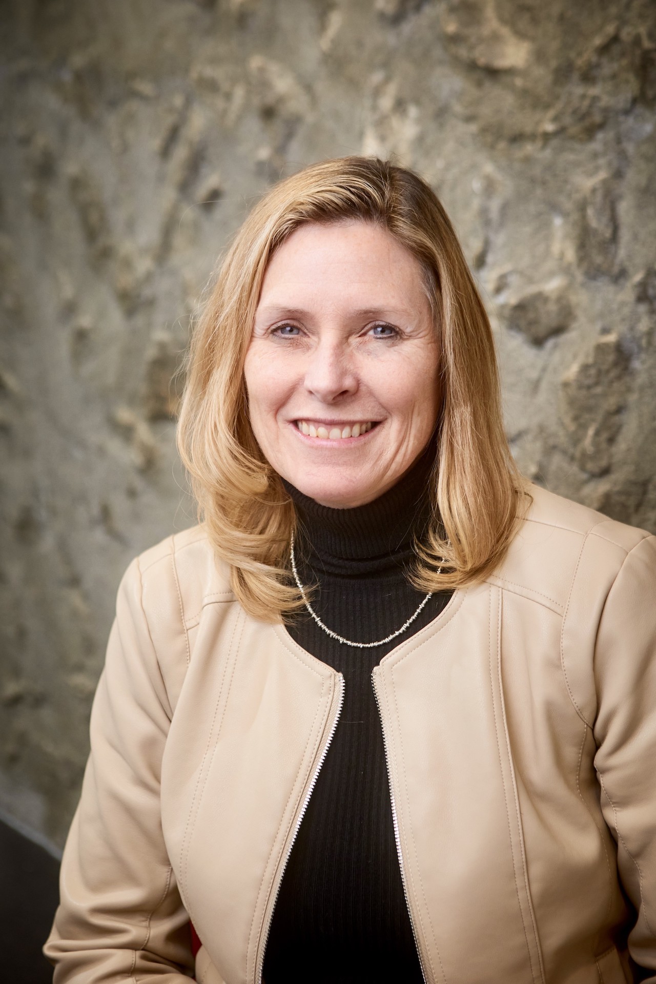 Headshot Image of Sherry Booth